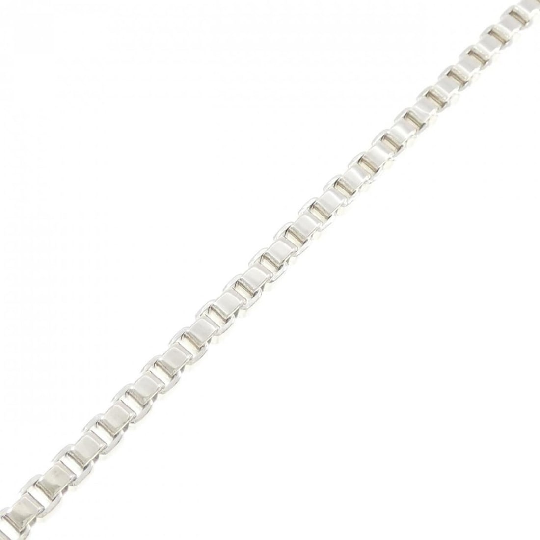 Tiffany Venetian Bracelet: --- Catalog ---Category: SizeLength: 18.5cm / 7.28''Category: DesignType: Charm braceletGender: WomenMaterial: Silver 925Category: GeneralBrand: Tiffany--- Item List ---Section: ConditionRanking: