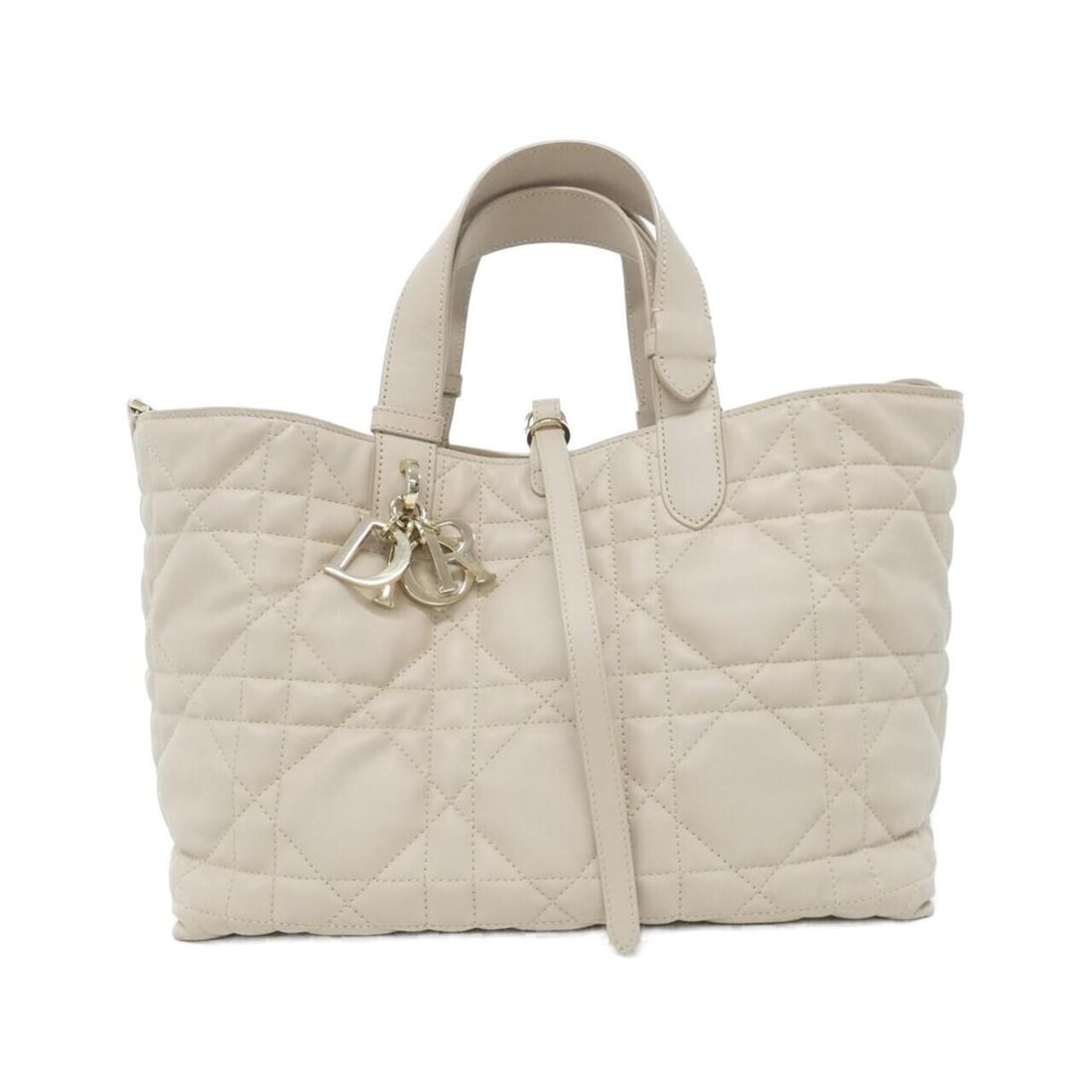 Christian Dior Toujours Medium M2821OSHJ Handbag: --- Catalog ---Category: SizeSize (HxWxD): 21cm x 38.5cm x 17cm / 8.26'' x 15.15'' x 6.69''Category: DesignType: Handbag, PouchColor: BeigeGender: WomenMaterial: Leather Hardware Color: