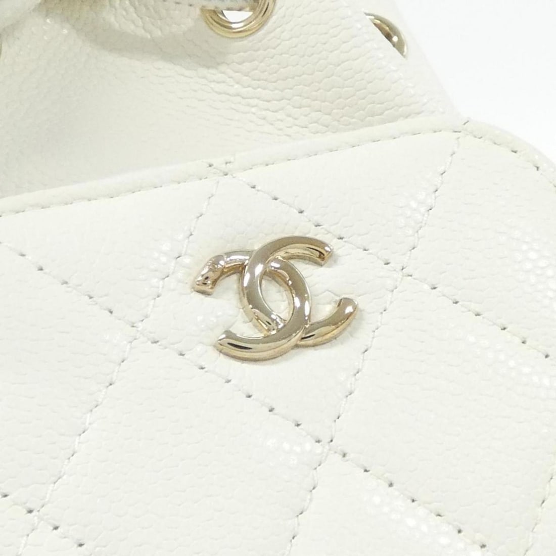 Chanel AP2913 Shoulder Bag - 5