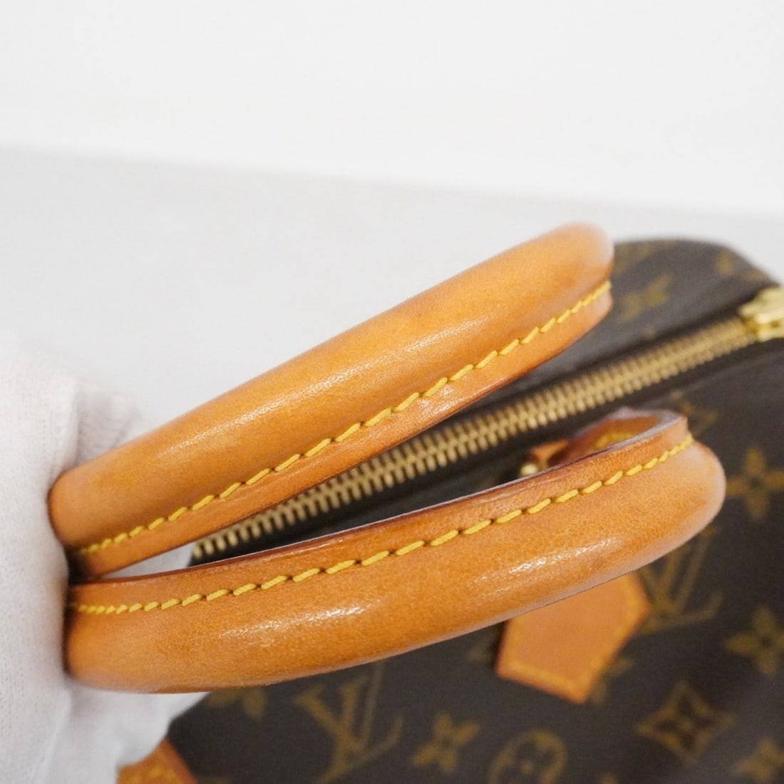 Chanel ABA212 Brooch - 12