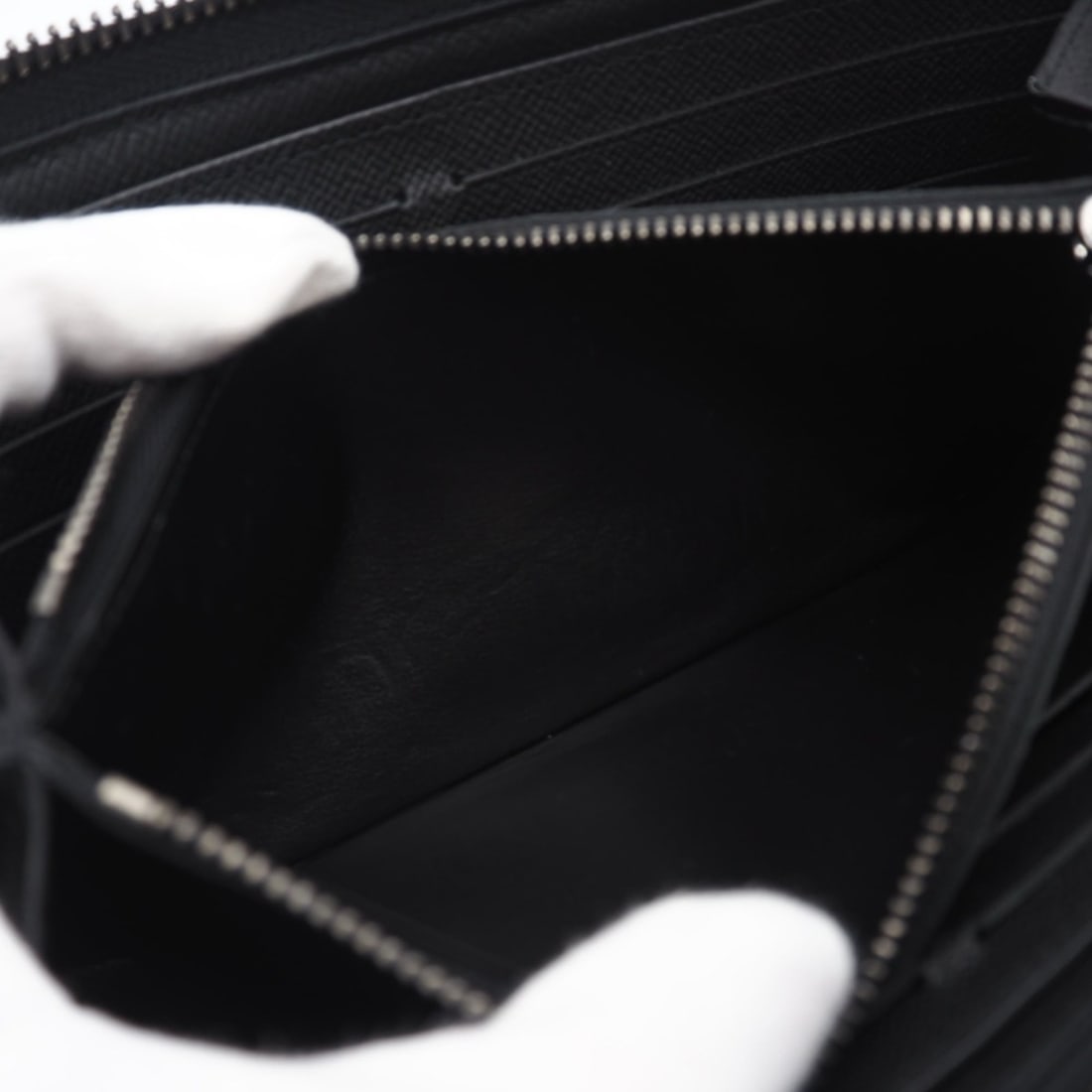 Chanel 94646 handbag - 11