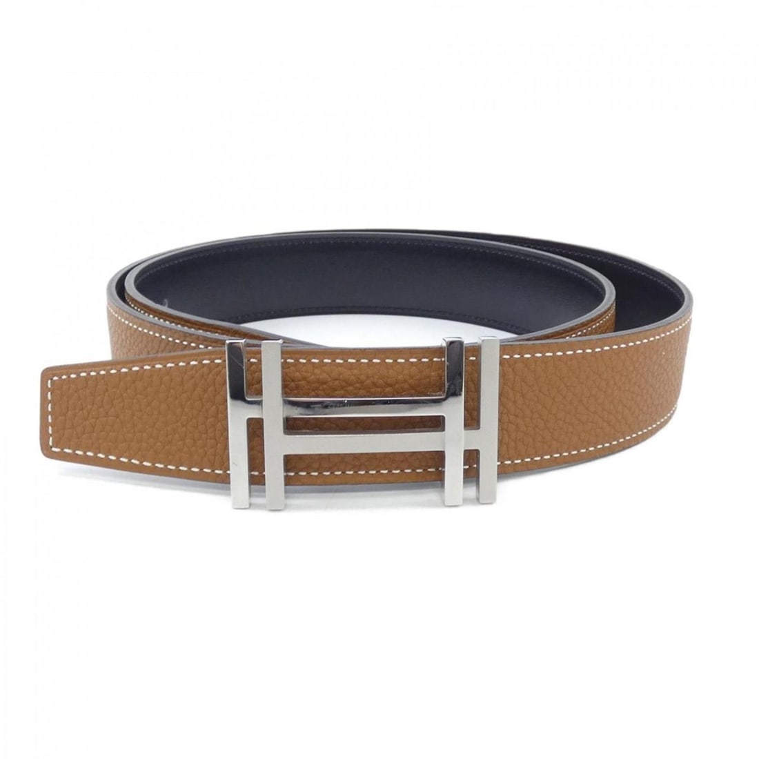 Hermes H AU CARRE 32mm Reversible Belt: --- Catalog ---Category: SizeLength: 87cm - 92cm / 34.25'' - 36.22''Category: DesignType: Standard beltColor: Black, Brown, SilverGender: MenCategory: GeneralBrand: Hermes--- Item List ---Section: Con