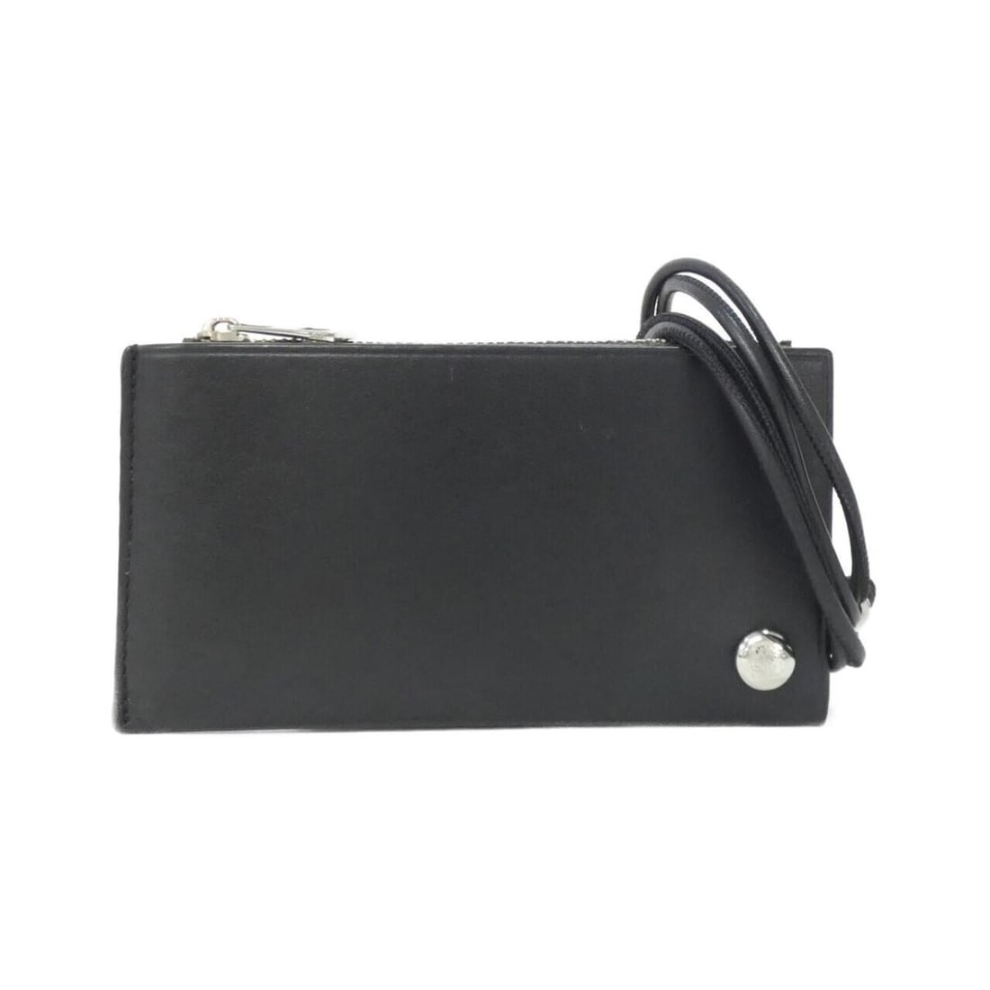 Loewe Pebble Slider Coin Card Holder CANBPVZX02 Wallet/Coin Case: --- Catalog ---Category: SizeSize (HxWxD): 7.5cm x 14cm x 1.5cm / 2.95'' x 5.51'' x 0.59''Category: DesignType: Coin purse/coin caseColor: Black, Dark khakiGender: Men,WomenMaterial: Leather Leather/F