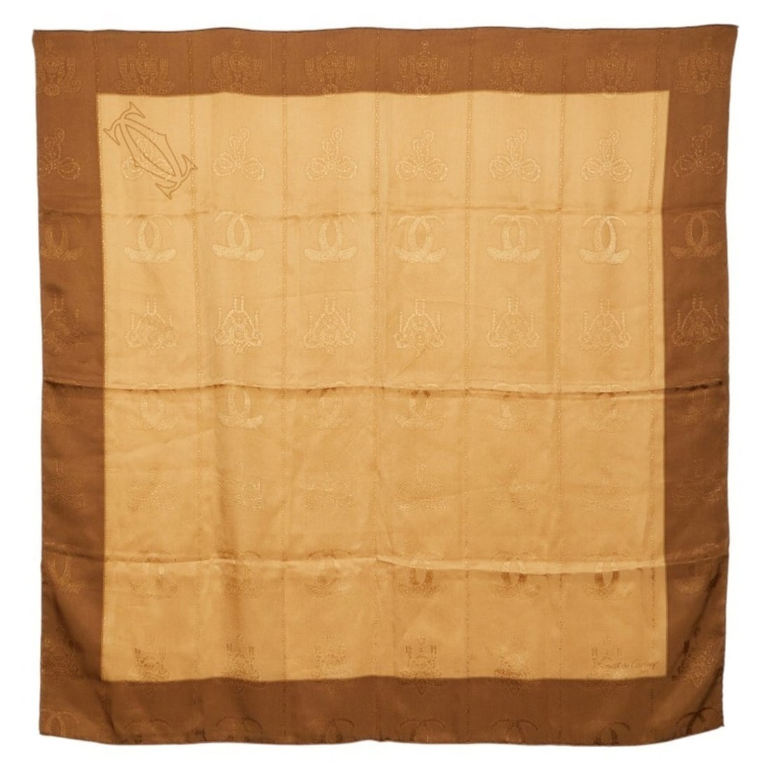 Cartier all-over print scarf/muffler, brown silk, women's.: --- Catalog ---Category: SizeSize (LxW): 86.5cm x 85cm / 34.05'' x 33.46''Category: DesignType: ScarfColor: BrownGender: WomenMaterial: Silk Category: GeneralBrand: Cartier--- Item List ---Section: