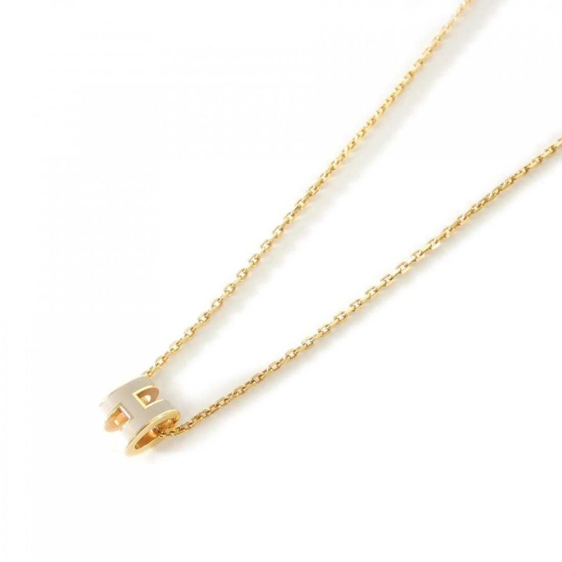 Hermes Pop H MINI 147992F Necklace: --- Catalog ---Category: SizePendant Size: 9mm x 7mm / 0.35'' x 0.27''Neck Circumference: 40 cm / 15.74''Category: DesignColor: Beige, GoldGender: WomenNecklace Type: NecklaceCategory: GeneralMPN: