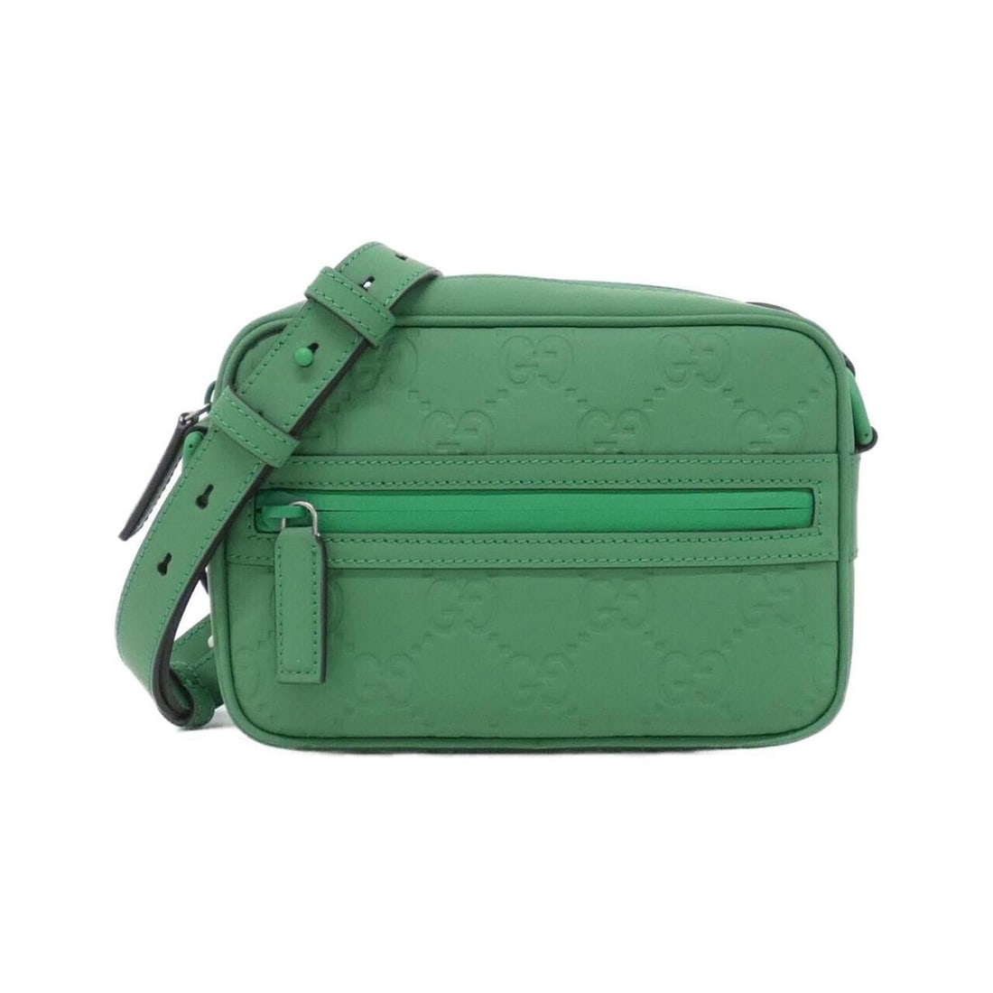 Gucci 771321 AAC0G Shoulder Bag: --- Catalog ---Category: SizeSize (HxWxD): 13cm x 19cm x 5.5cm / 5.11'' x 7.48'' x 2.16''Category: DesignType: Shoulder bagColor: GreenGender: WomenMaterial: Leather Hardware Color: SilverCategory: