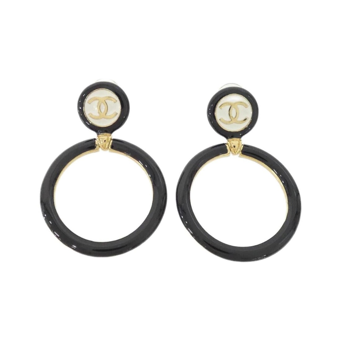 Chanel ABC991 Earrings: --- Catalog ---Category: SizeSize (HxWxD): 55.00mm x 37.00mm / 2.17'' x 1.46''Category: DesignType: Stud earringsColor: Black, Gold, WhiteGender: WomenCategory: GeneralMPN: ABC991Brand: Chanel---