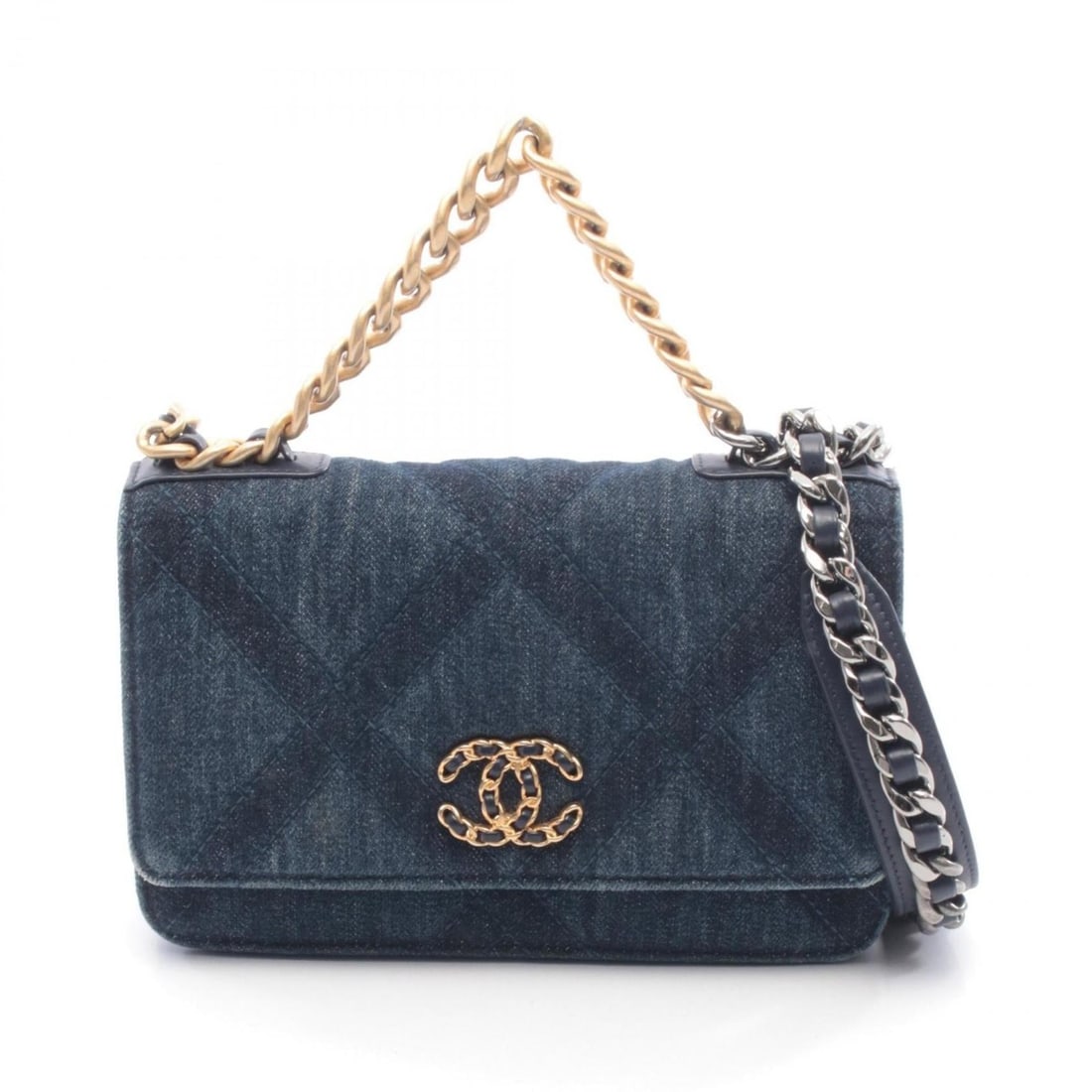 Chanel 19 Dixneuf Shoulder Bag/Handbag, Denim, Women's, Navy: --- Catalog ---Category: SizeSize (HxWxD): 12cm x 19cm x 3cm / 4.72'' x 7.48'' x 1.18''Category: DesignType: Handbag, Shoulder bagColor: NavyGender: WomenMaterial: Denim Category: GeneralBrand: