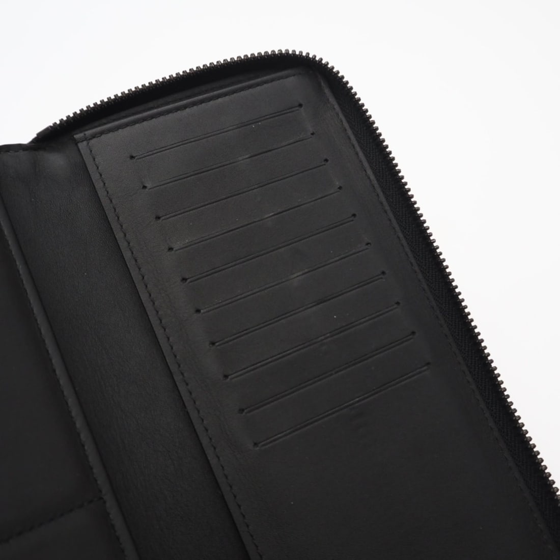 Cartier Love Me Ring - 11