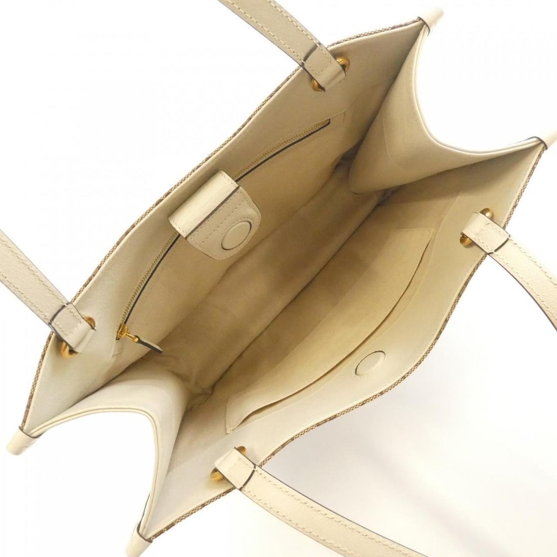 Cartier Love Me Ring - 8