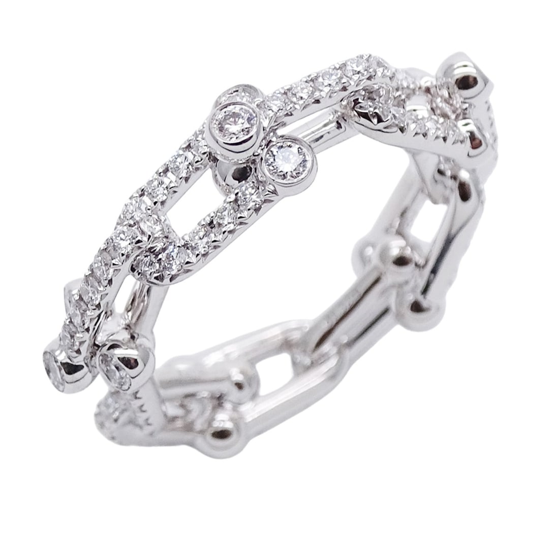 Tiffany & Co. ring for women and men, brand name ring, 750WG, diamond D1.32, hardware, small link,: --- Catalog ---Category: SizeWidth: 6.5mm / 0.26''Weight: 7.6g / 0.26oz.JP Size: 10US Size: 5.5Category: DesignType: Band ringColor: White goldStone: DiamondGender: Men,WomenMaterial: White gold