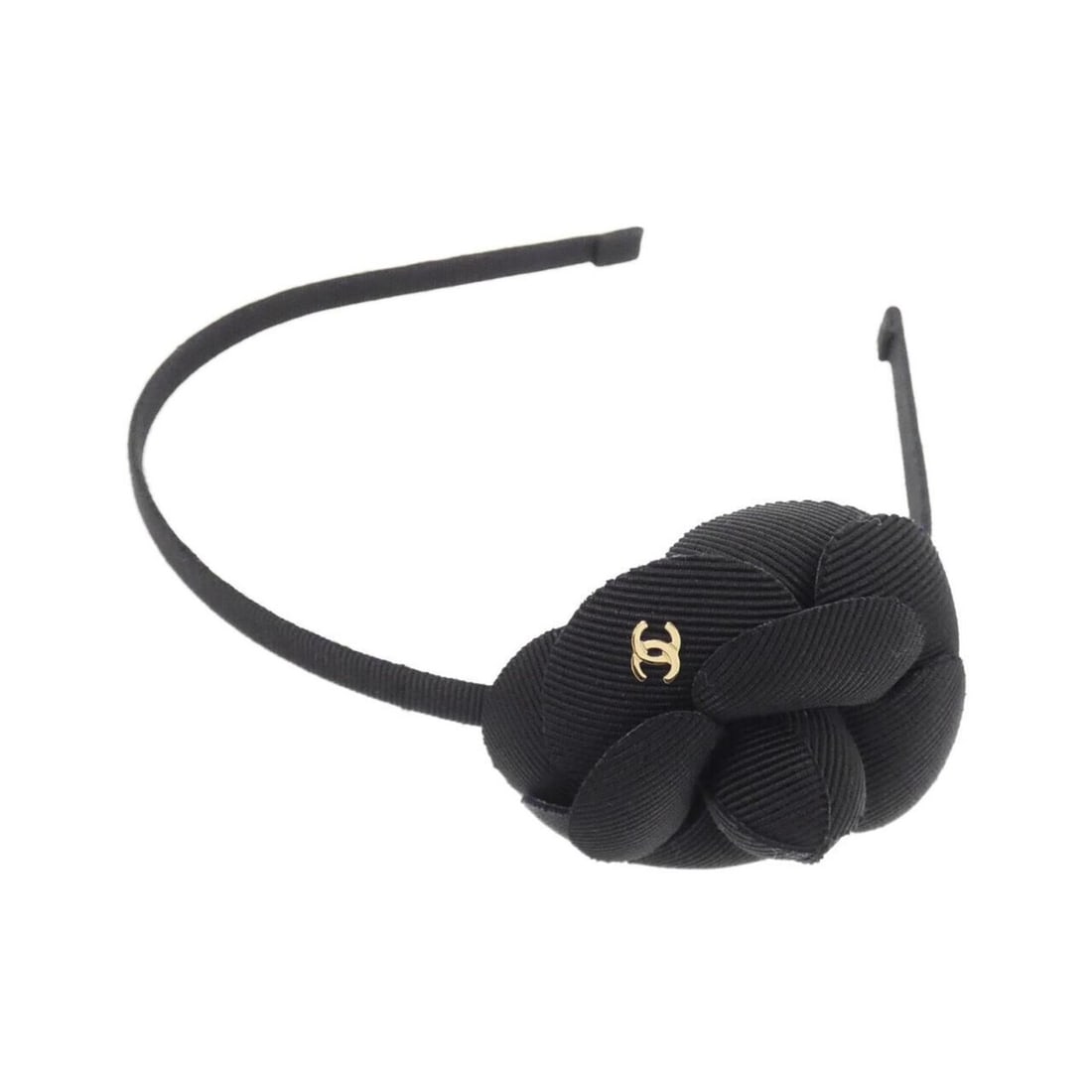 Chanel headband: --- Catalog ---Category: SizeSize (LxW): 6cm x 5.5cm / 2.36'' x 2.16''Category: DesignType: Alice bandColor: BlackGender: WomenMaterial: CottonCategory: GeneralBrand: Chanel--- Item List ---Section: C