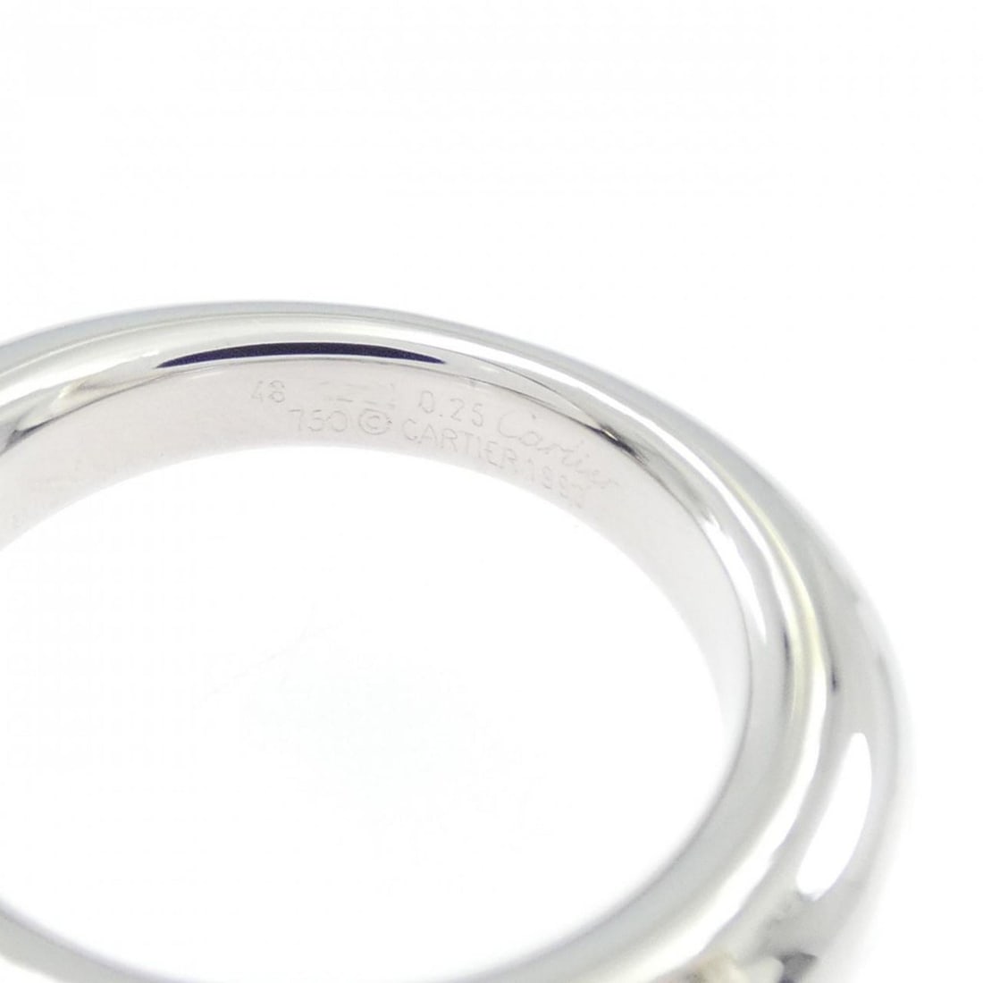 Cartier Ellipse Ring 0.25CT - 4