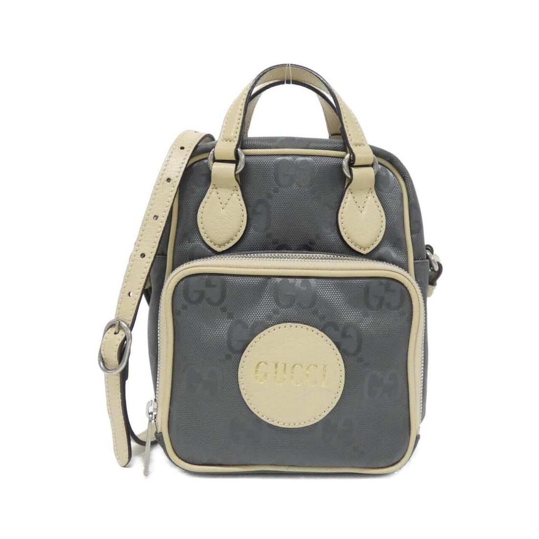 Gucci OFF THE GRID 625850 H9HAN Shoulder Bag: --- Catalog ---Category: SizeSize (HxWxD): 21cm x 16.5cm x 9cm / 8.26'' x 6.49'' x 3.54''Category: DesignType: Shoulder bagColor: Dark gray, Off-whiteGender: Men,WomenMaterial: Nylon , Leather