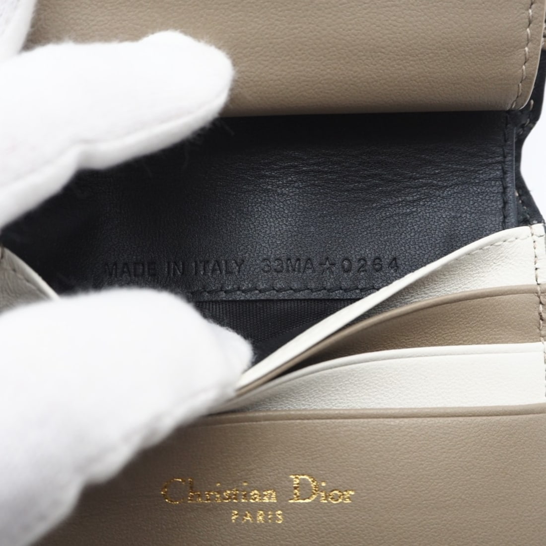 Cartier Engraved Ring - 14