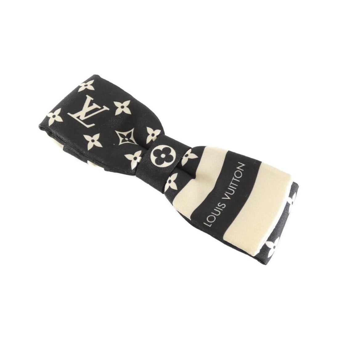 Louis Vuitton Monogram Bow Tie Silhouette M03314 Hair Accessory: --- Catalog ---Category: SizeSize (LxW): 5cm x 15cm / 1.96'' x 5.9''Category: DesignType: BarretteColor: BlackGender: WomenCategory: GeneralMPN: M03314Brand: Louis Vuitton--- Item List ---Section: Con
