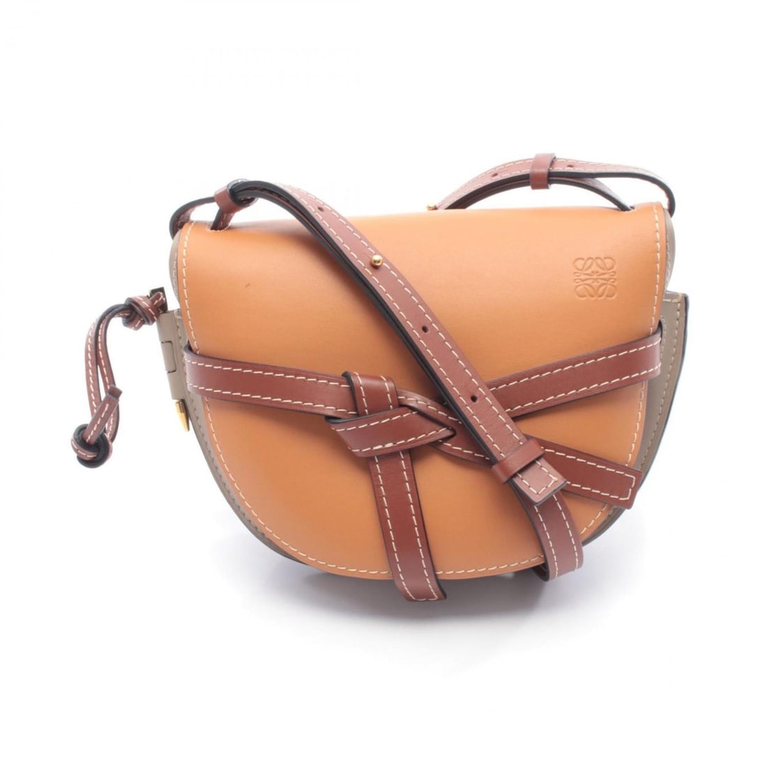 Loewe Gate Small Shoulder Bag/Handbag, Leather, Women's, Brown/Beige: --- Catalog ---Category: SizeSize (HxWxD): 18.5cm x 24cm / 7.28'' x 9.44''Strap Length: 101cm - 127cm / 39.76'' - 49.99''Category: DesignType: Handbag, Shoulder bagColor: Beige, BrownGender: