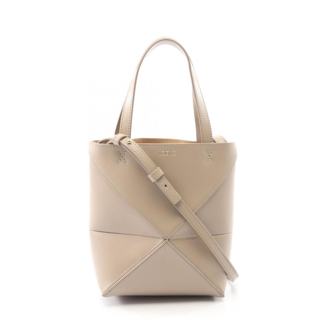 Loewe Puzzlefold Mini Handbag, Leather, Women's, Beige, A657V25X01: --- Catalog ---Category: SizeSize (HxWxD): 20cm x 16cm x 9cm / 7.87'' x 6.29'' x 3.54''Category: DesignType: HandbagColor: BeigeGender: WomenMaterial: Leather Category: GeneralMPN: A657V25X01Brand: Lo