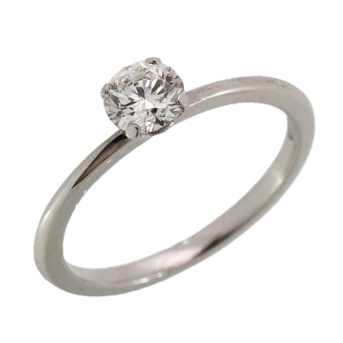 Tiffany & Co. True Engagement Ring, 1PD (One Diamond), Pt950 Platinum, 0.33ct Diamond, Size 9: --- Catalog ---Category: SizeJP Size: 9US Size: 5Category: DesignType: Band ringStone: DiamondGender: WomenMaterial: Platinum 950Category: GeneralBrand: Tiffany--- Item List ---Section: ConditionRanki