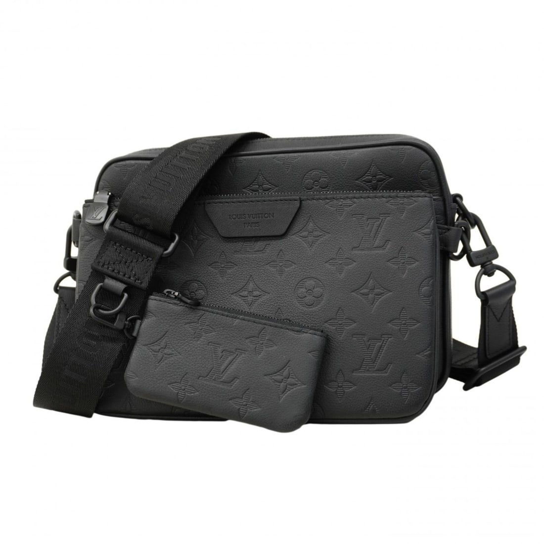 Louis Vuitton Monogram Shadow Trio Shoulder Bag M26713 Noir Men's: --- Catalog ---Category: SizeSize (HxWxD): 18cm x 25cm x 5cm / 7.08'' x 9.84'' x 1.96''Category: DesignType: Shoulder bagColor: NoirGender: MenCategory: GeneralMPN: M26713Brand: Louis Vuitton--- Item