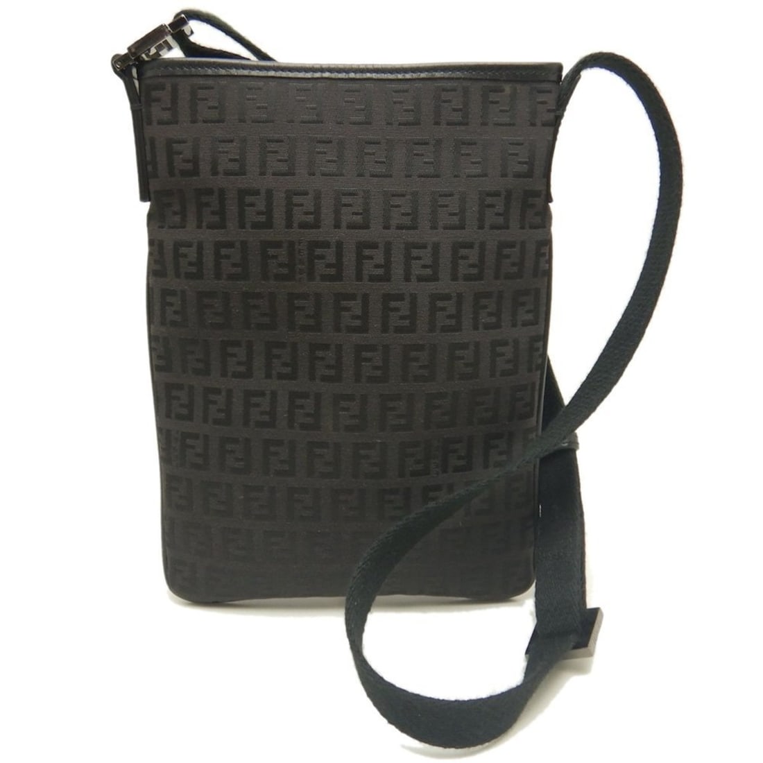 FENDI Zucchino 8BT079 Shoulder Bag, Canvas x Leather, Black, Women's, 253632: --- Catalog ---Category: SizeSize (HxWxD): 25cm x 19cm / 9.84'' x 7.48''Category: DesignType: Shoulder bagColor: BlackGender: WomenMaterial: Canvas , Leather Category: GeneralBrand: FendiCountry of