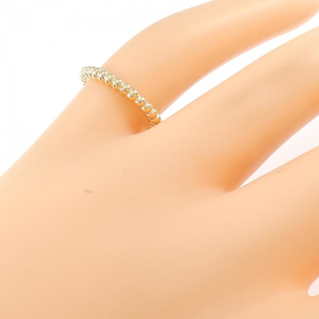 Van Cleef & Arpels Perlee Small Ring - 4