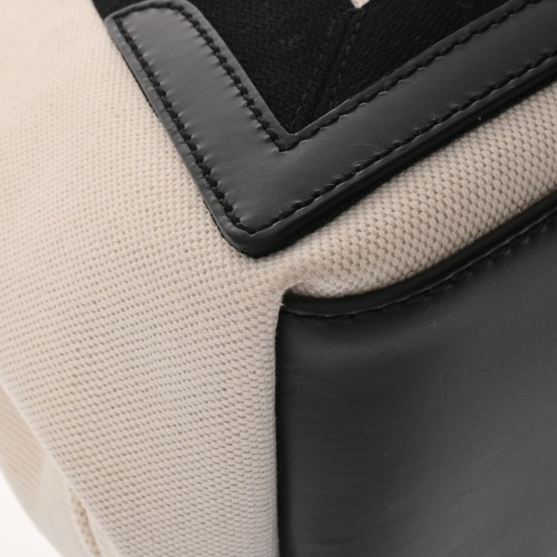 Tiffany Harmony Ring 0.21CT - 9