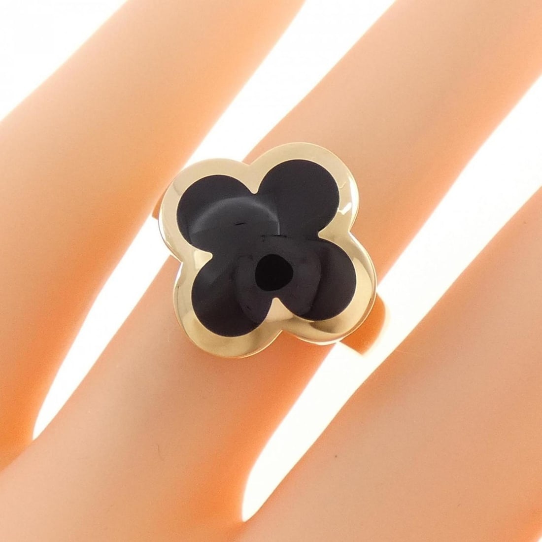 Van Cleef & Arpels Pure Alhambra Ring - 5