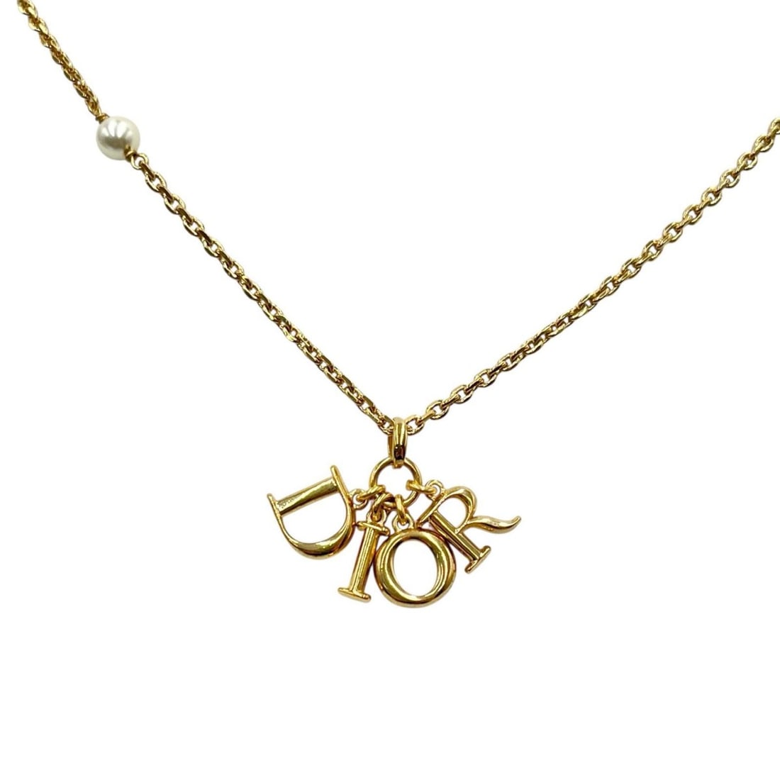 Christian Dior necklace, Revolution logo, GP/faux pearl, for women.: --- Catalog ---Category: SizeNeck Circumference: 42 cm / 16.53''Category: DesignColor: GoldGender: WomenMaterial: Gold platingNecklace Type: NecklaceCategory: GeneralBrand: Christian Dior--- Item List