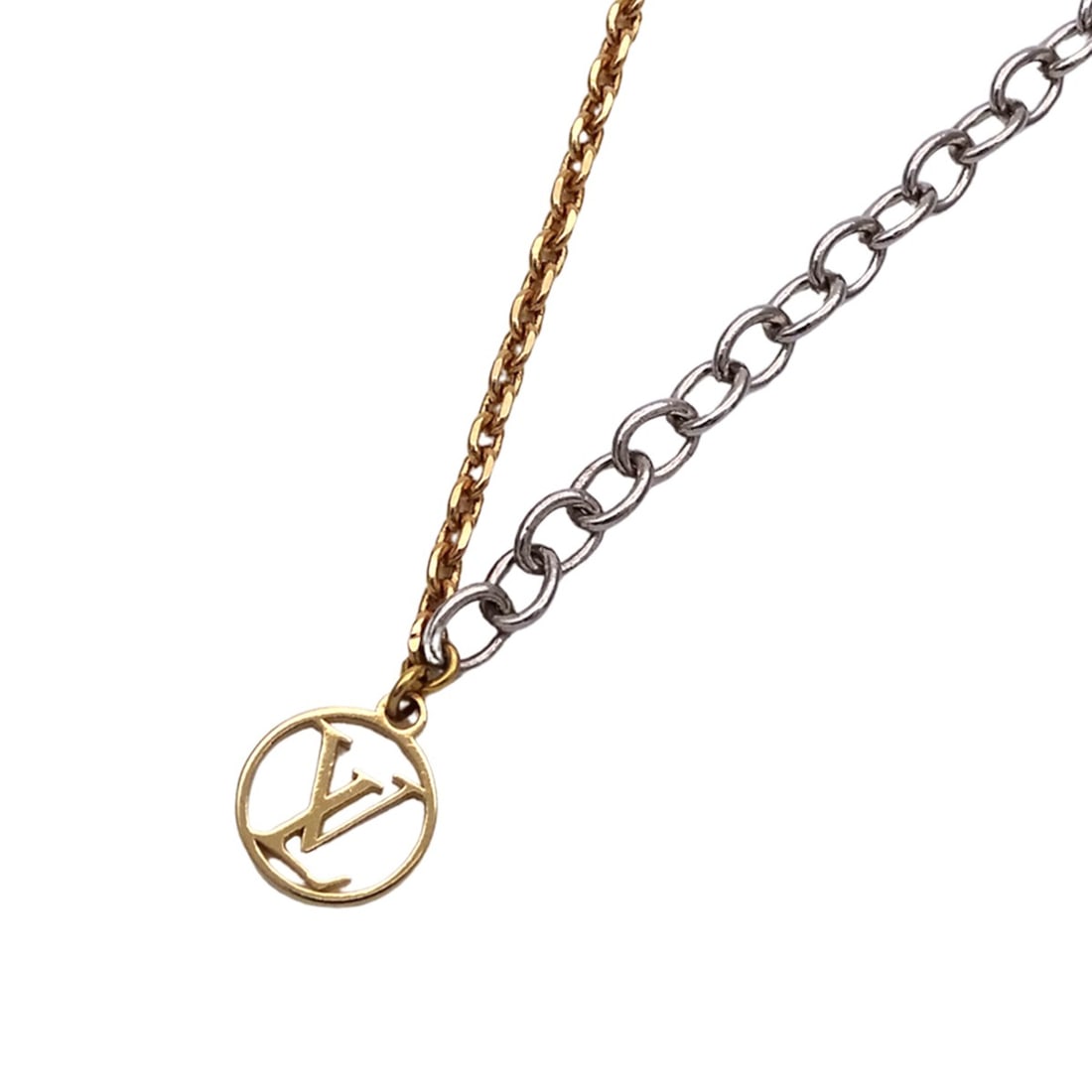 Louis Vuitton LOUIS VUITTON Necklace for Women and Men, Brand Metal Mania, Gold Silver Combination,: --- Catalog ---Category: SizePendant Size: 9.2mm x 9.2mm / 0.36'' x 0.36''Neck Circumference: 38 cm - 43 cm / 14.96'' - 16.92''Category: DesignColor: Gold, SilverGender: Men,WomenMaterial: MetalNeckla