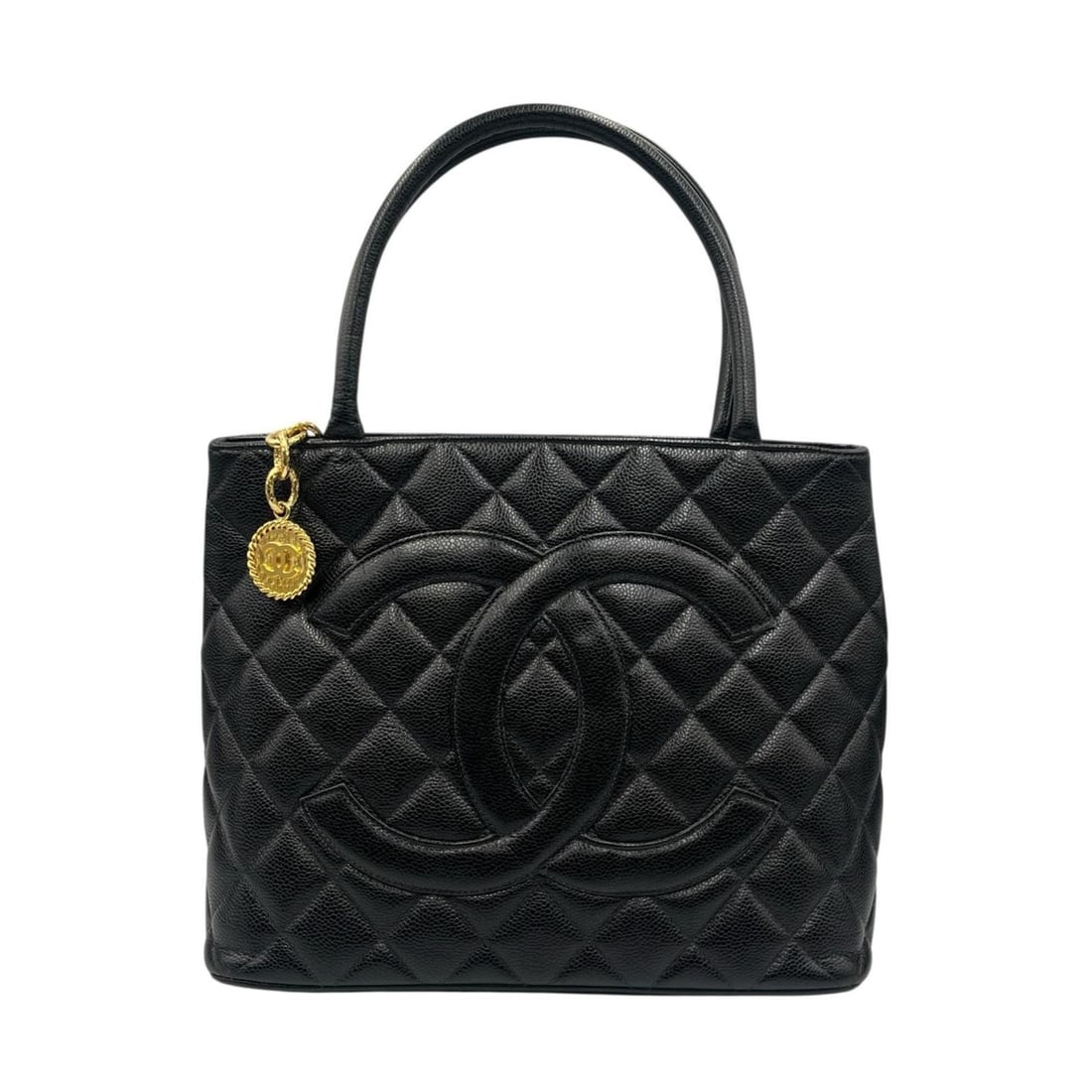 Chanel Tote Bag, Reissue Tote, Gold Hardware, Matte Caviar Leather, Black, Women's: --- Catalog ---Category: SizeSize (HxWxD): 24.5cm x 29.5cm x 15cm / 9.64'' x 11.61'' x 5.9''Category: DesignType: Tote bagColor: BlackGender: WomenMaterial: Grained Calfskin Category: GeneralBrand: Ch