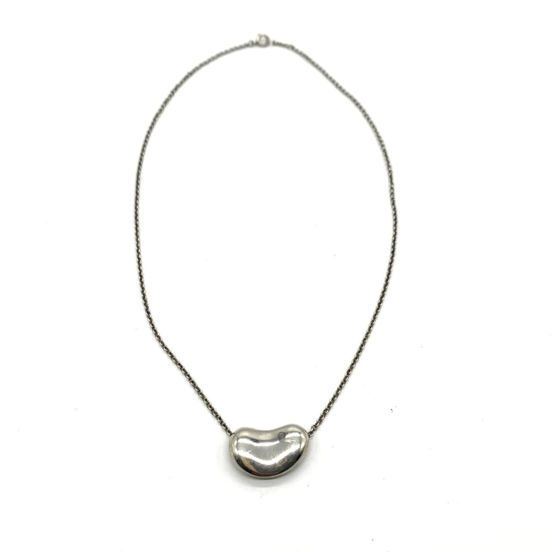 Tiffany & Co. Beans Necklace, Silver SV925, Women's: --- Catalog ---Category: SizeWeight: 10.7g / 0.37oz.Pendant Size: 1.2mm x 20mm / 0.04'' x 0.78''Neck Circumference: 39 cm / 15.35''Category: DesignGender: WomenMaterial: Silver 925Necklace Type: Neckl