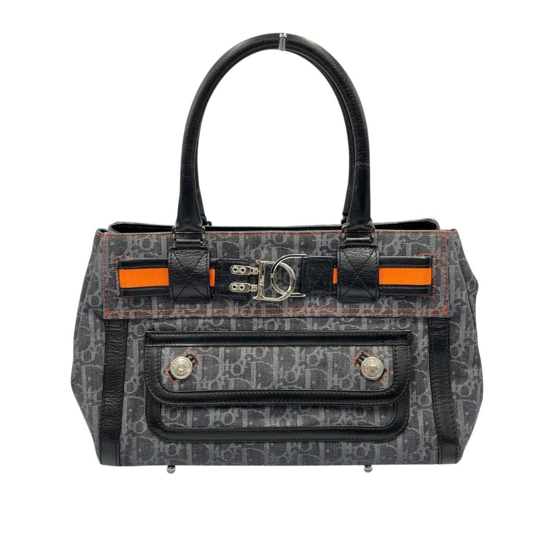 Christian Dior Flight Line Trotter Denim Handbag for Women: --- Catalog ---Category: SizeSize (HxWxD): 20.5cm x 32cm x 14cm / 8.07'' x 12.59'' x 5.51''Category: DesignType: HandbagColor: GrayGender: WomenMaterial: Trotter Category: GeneralBrand: Christian Dior