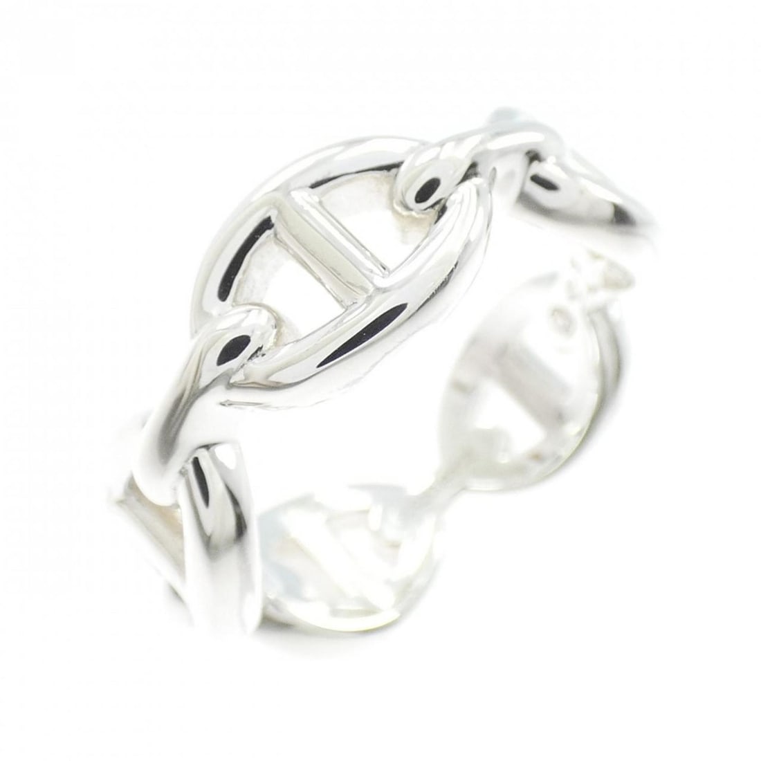Hermes Hermès Chaine d'Ancre Enchainée Ring: --- Catalog ---Category: SizeWidth: 7mm / 0.28''Weight: 5.7g / 0.2oz.JP Size: 12US Size: 6.5Category: DesignType: Band ringGender: WomenMaterial: Silver 925Category: GeneralLine: Chaine d'AncreBrand: