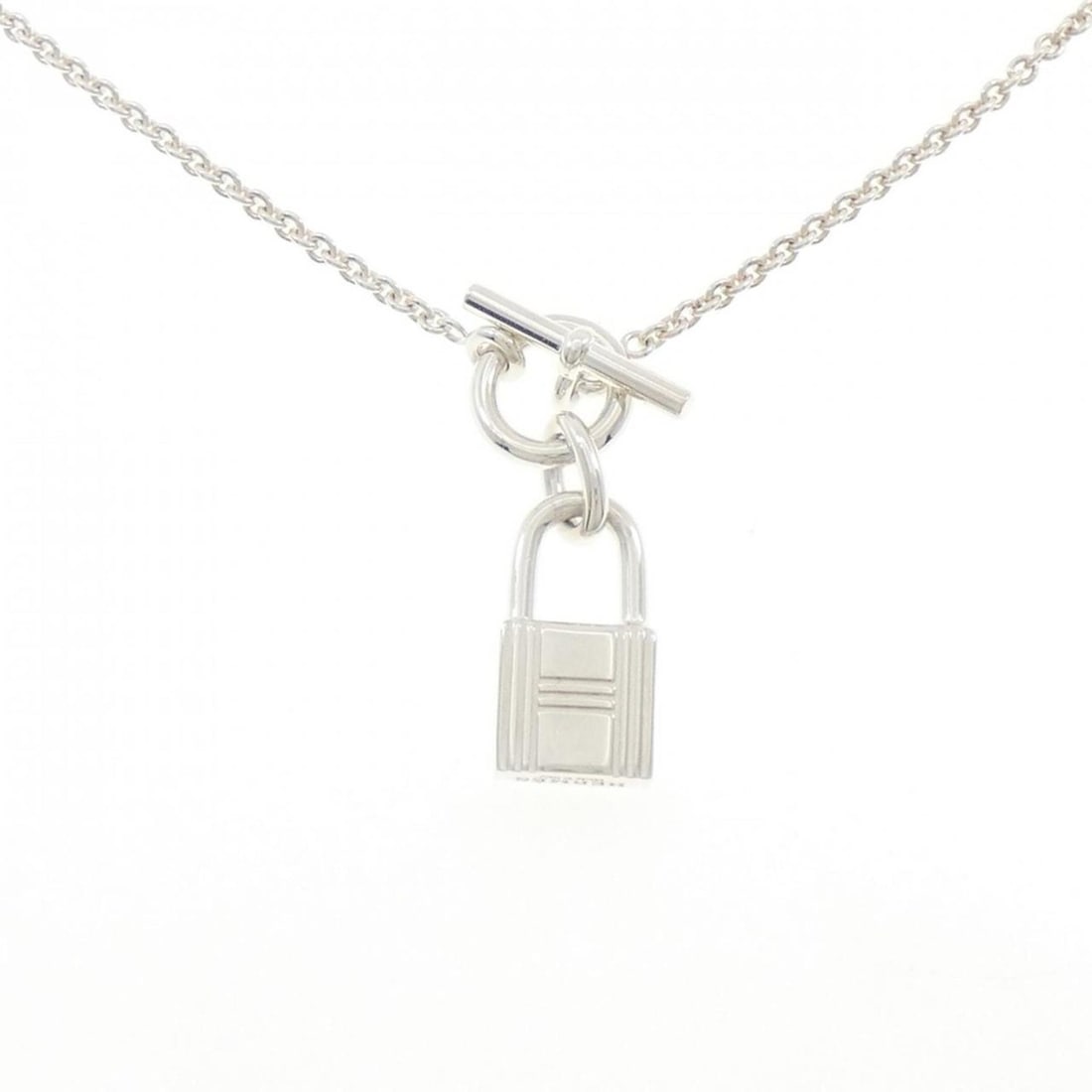 Hermes Amulette Cadena Necklace (1 of 11)