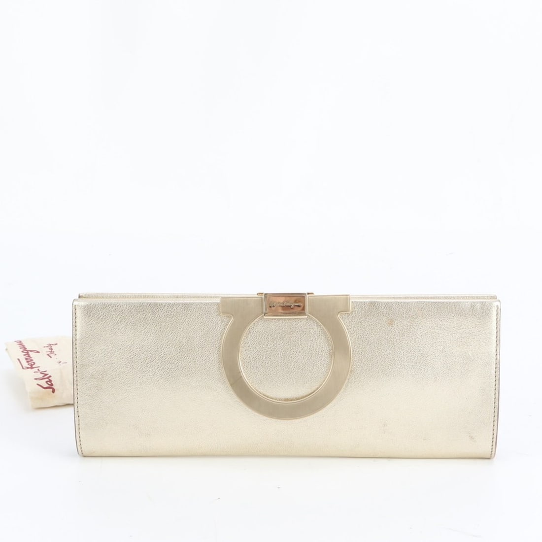 Salvatore Ferragamo Gancini Leather Clutch Bag Handbag Second Pouch Gold Women's: --- Catalog ---Category: SizeSize (HxWxD): 11cm x 29cm x 3cm / 4.33'' x 11.41'' x 1.18''Category: DesignType: Clutch bag, Handbag, PouchColor: GoldGender: WomenMaterial: Leather Category: GeneralBrand