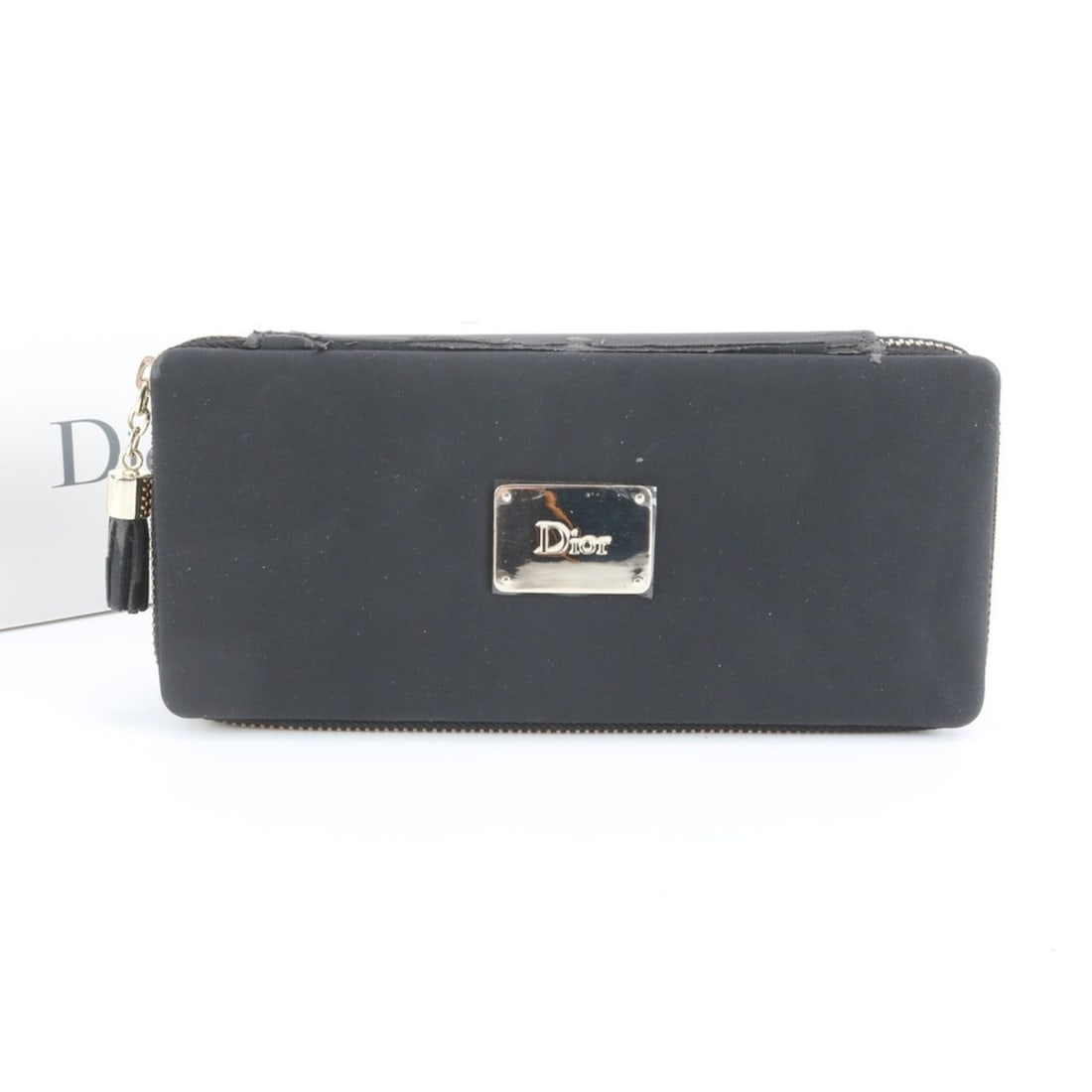Christian Dior Jewelry Box Accessory Case Black Women's: --- Catalog ---Category: SizeSize (HxWxD): 8cm x 19cm / 3.14'' x 7.48''Category: DesignType: Jewelry chestColor: BlackCategory: GeneralBrand: Christian Dior--- Item List ---Section: ConditionSmell: Pe
