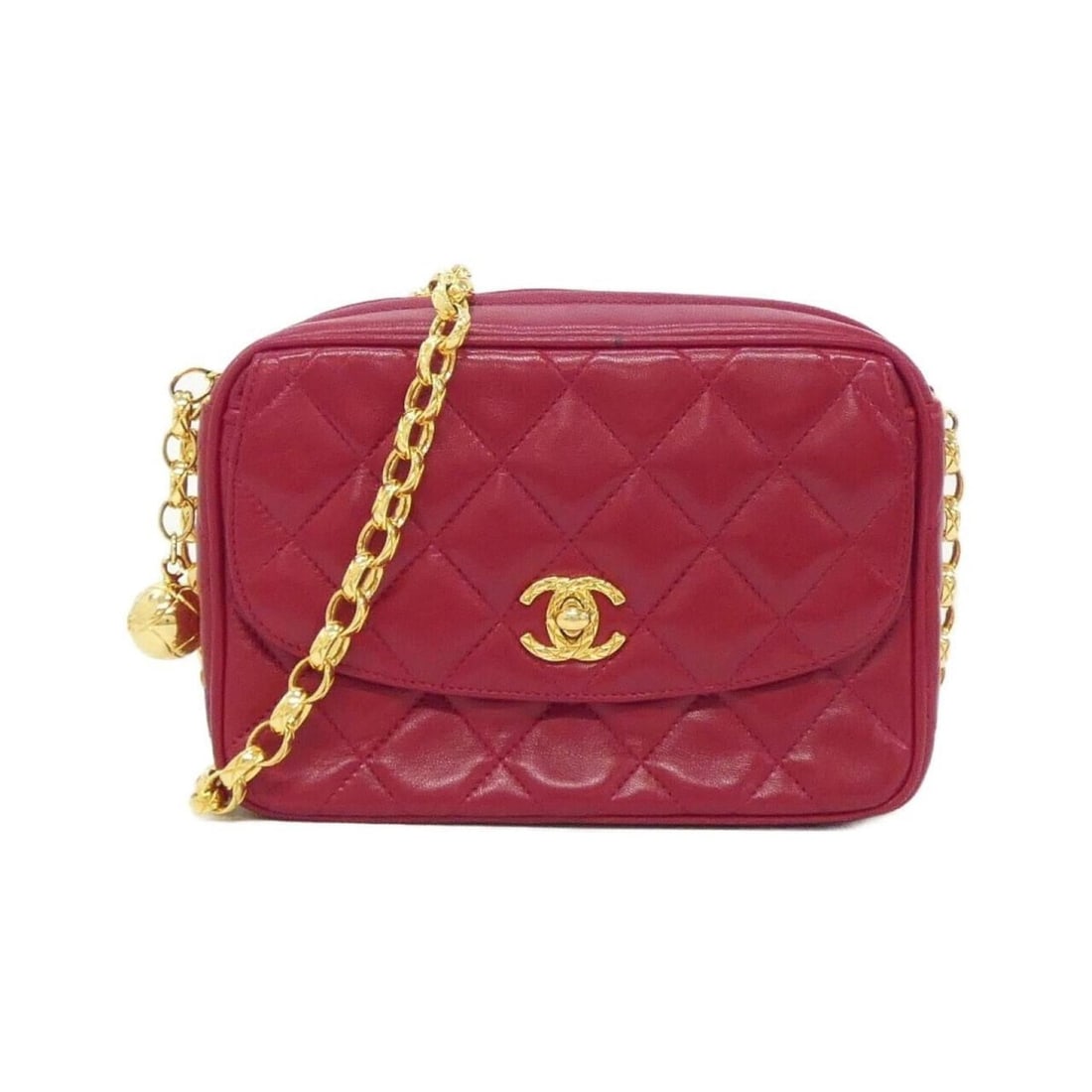Chanel 02007 Shoulder Bag: --- Catalog ---Category: SizeWeight: 440g / 15.52oz.Size (HxWxD): 12.5cm x 18cm x 7cm / 4.92'' x 7.08'' x 2.75''Strap Length: 112cm / 44.09''Category: DesignType: Shoulder bagColor: Red colorGender: