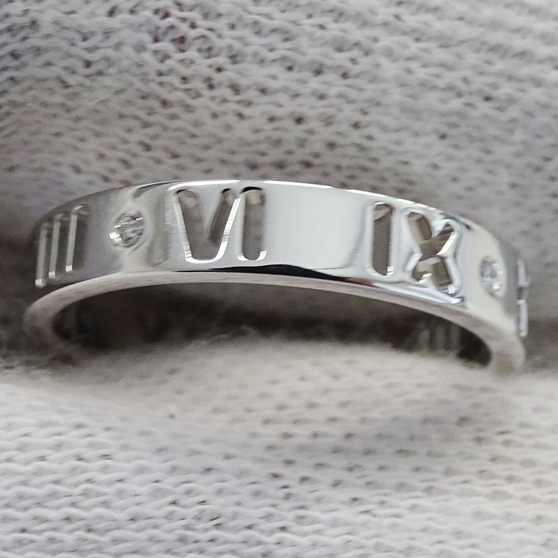 Tiffany Band Ring - 9