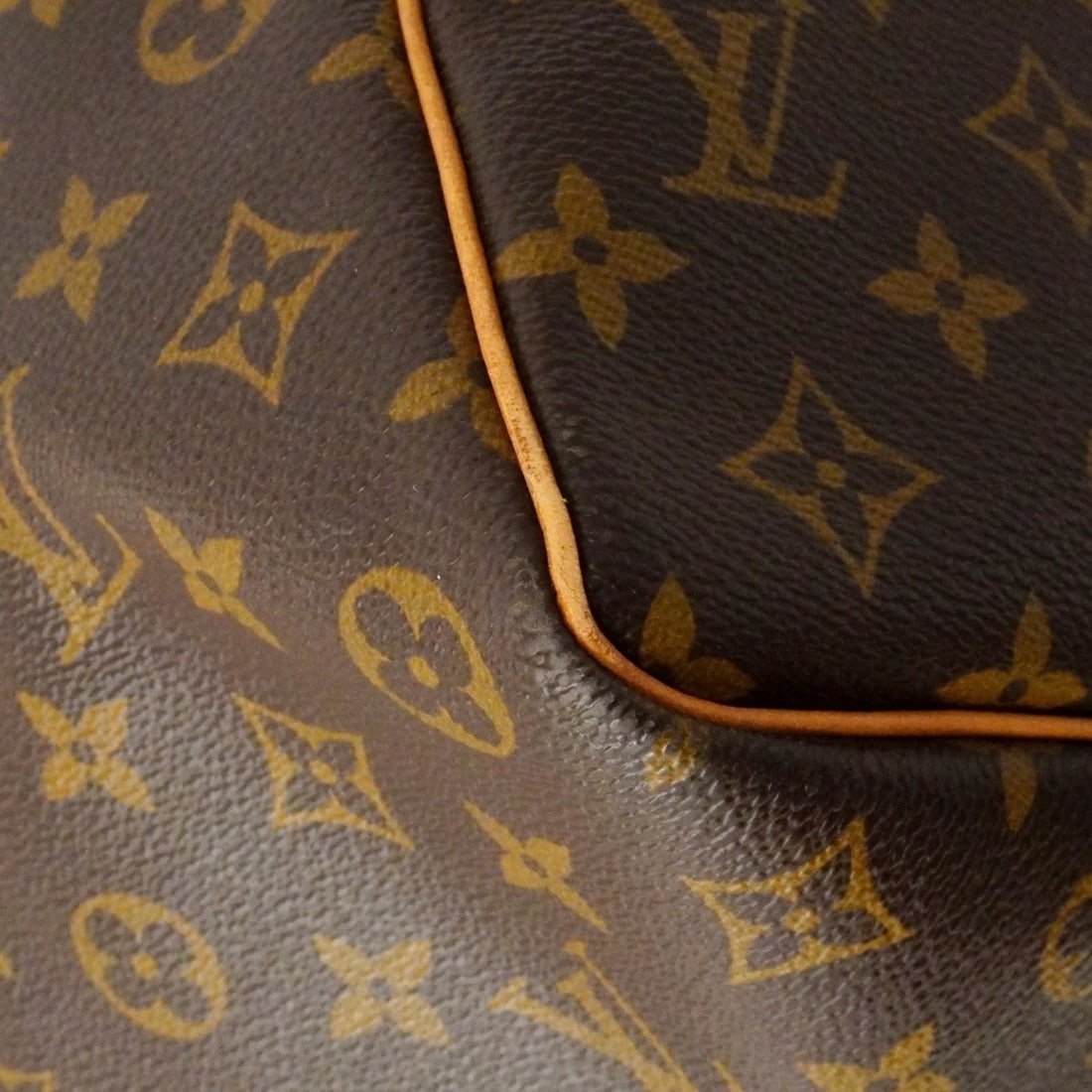 Chanel Ultra Collection Large Ring - 9