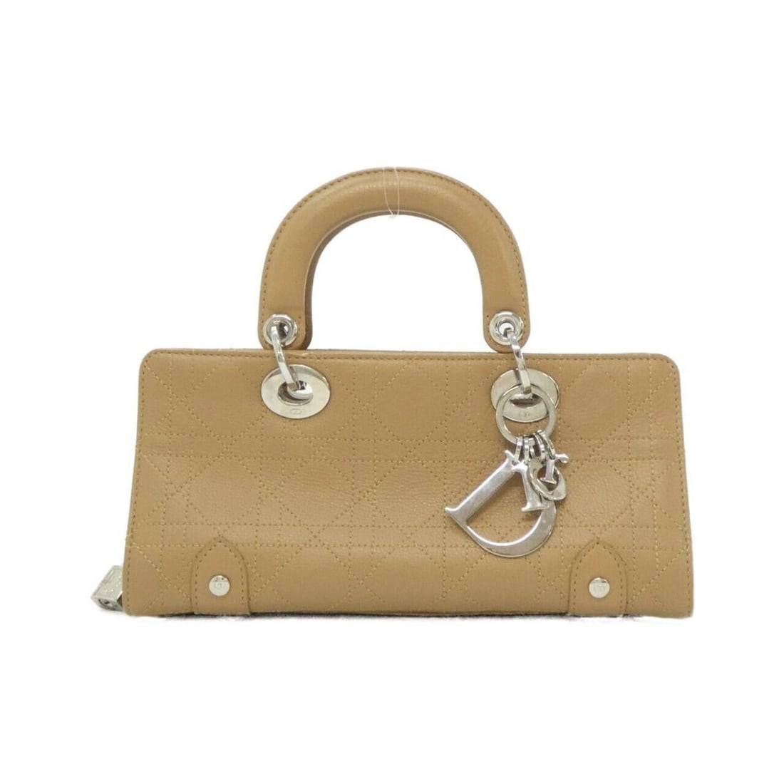 Christian Dior handbags: --- Catalog ---Category: SizeSize (HxWxD): 12cm x 25cm x 9cm / 4.72'' x 9.84'' x 3.54''Category: DesignType: HandbagColor: Dark beigeGender: WomenMaterial: Leather Hardware Color: SilverCategory: