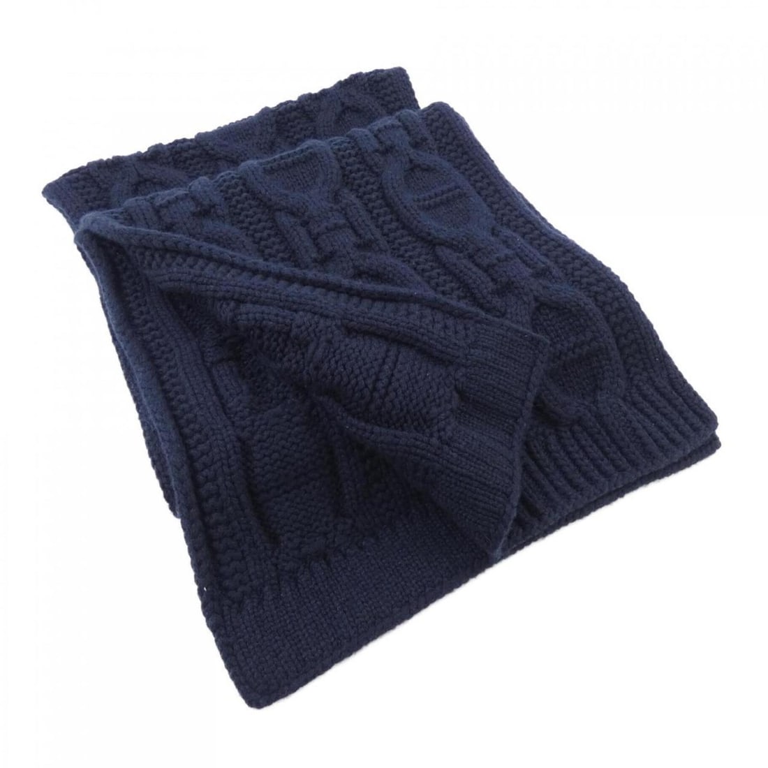 Hermes scarf: --- Catalog ---Category: SizeSize (LxW): 2.04m x 36cm / 80.31'' x 14.17''Category: DesignType: StoleColor: NavyGender: MenMaterial: Cashmere Category: GeneralBrand: Hermes--- Item List ---Section: