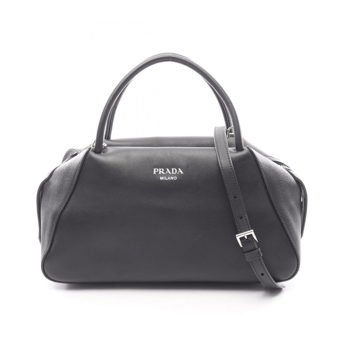 Prada Supernova Medium Spazzolato Handbag, Leather, Women's, Black, 1BA365 OOO 2DDJ: --- Catalog ---Category: SizeSize (HxWxD): 16cm x 32cm x 14cm / 6.29'' x 12.59'' x 5.51''Category: DesignType: HandbagColor: BlackGender: WomenMaterial: Leather Category: GeneralMPN: 1BA365 OOO 2DDJBr
