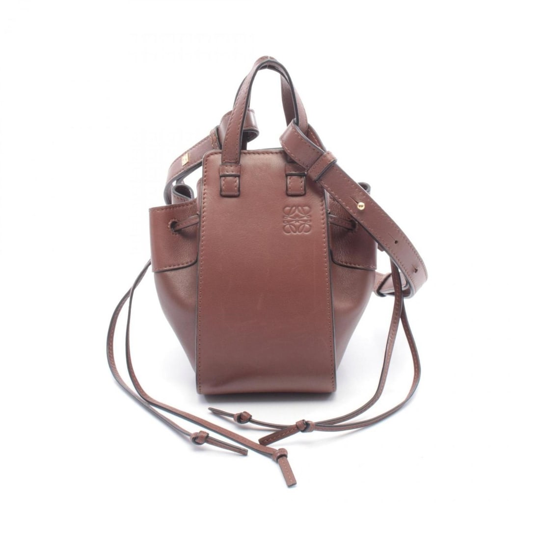 Loewe Hammock Drawstring Bag Mini Handbag Leather Women's Brown: --- Catalog ---Category: SizeSize (HxWxD): 19cm x 10.5cm x 16.5cm / 7.48'' x 4.13'' x 6.49''Category: DesignType: HandbagColor: BrownGender: WomenMaterial: Leather Category: GeneralBrand: Loewe--- Ite