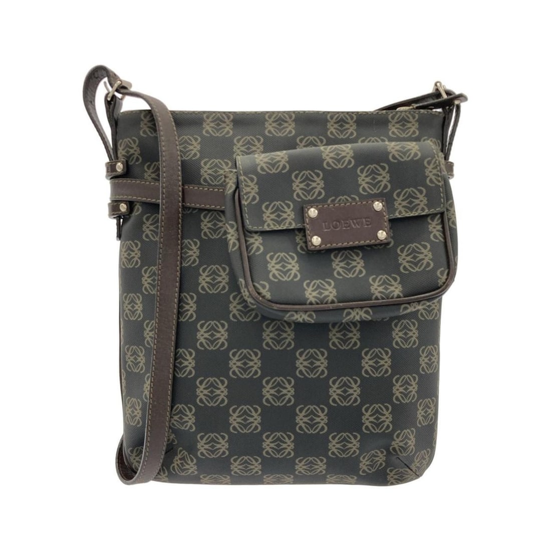 Loewe 304 80 003 Shoulder Bag: --- Catalog ---Category: SizeSize (HxWxD): 27cm x 23cm x 3cm / 10.62'' x 9.05'' x 1.18''Category: DesignType: Pouch, Shoulder bagColor: BrownGender: Men,WomenMaterial: PVC Hardware Color: