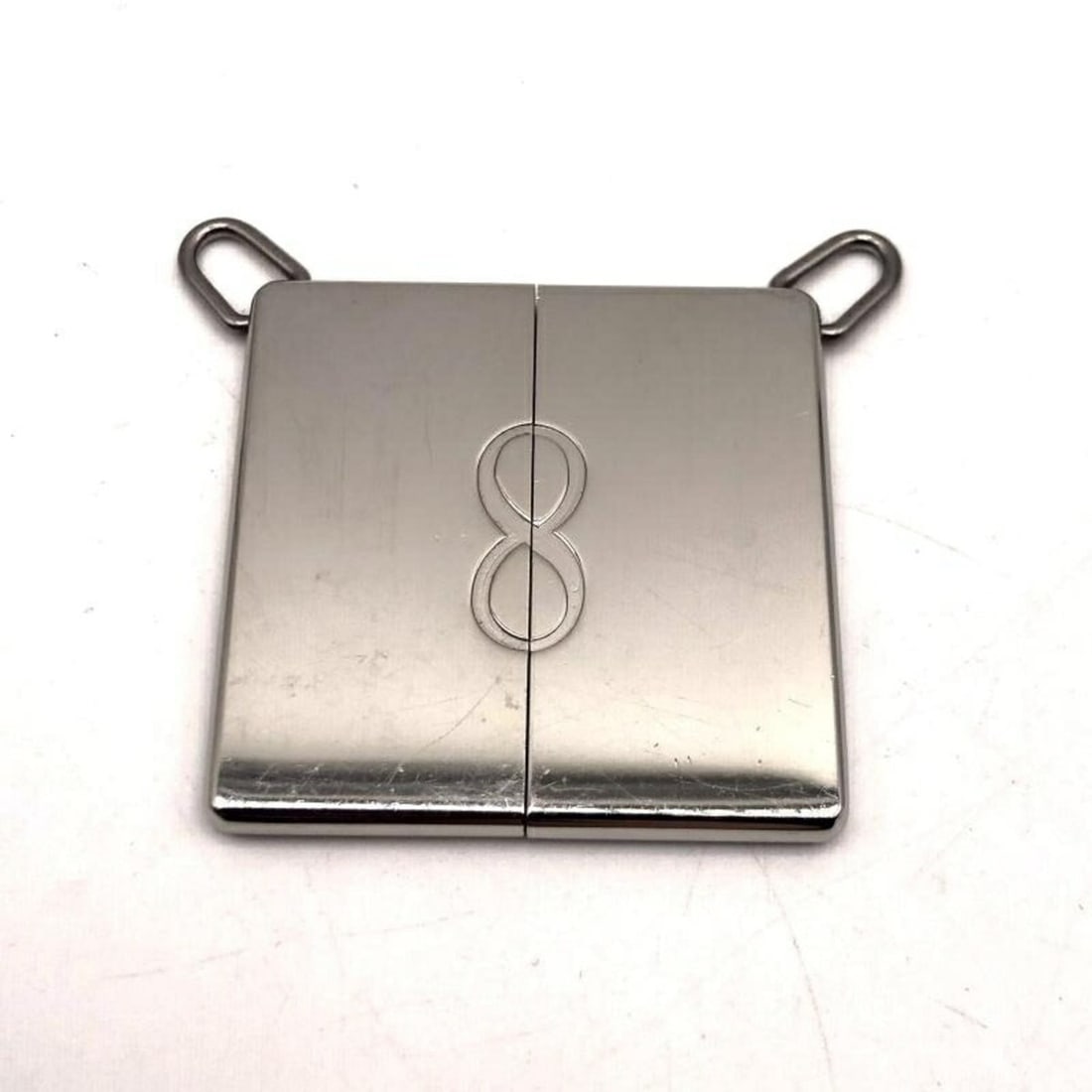 HERMES Plate Necklace Top 8 Pendant Silver Hermes: --- Catalog ---Category: SizePendant Size: 20mm x 40mm / 0.78'' x 1.57''Category: DesignColor: SilverGender: Women,MenMaterial: SilverNecklace Type: NecklaceCategory: GeneralBrand: Hermes--- Item