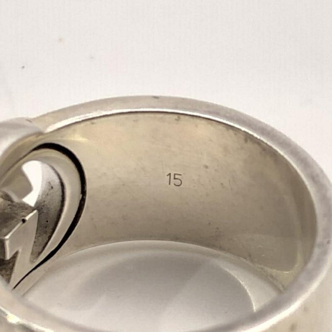 GUCCI Interlocking G Silver Bullet Wide Ring - 8