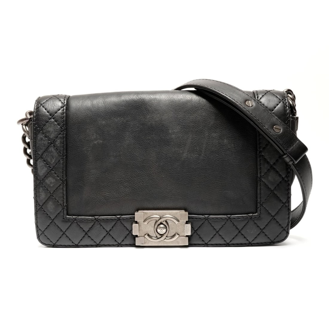 CHANEL Boy Chanel Gunmetal Chain Shoulder Bag 2013-2015 Black WS27137: --- Catalog ---Category: SizeSize (HxWxD): 15cm x 24cm x 6cm / 5.9'' x 9.44'' x 2.36''Category: DesignType: Shoulder bagColor: BlackGender: WomenCategory: GeneralBrand: ChanelCountry of Origin: