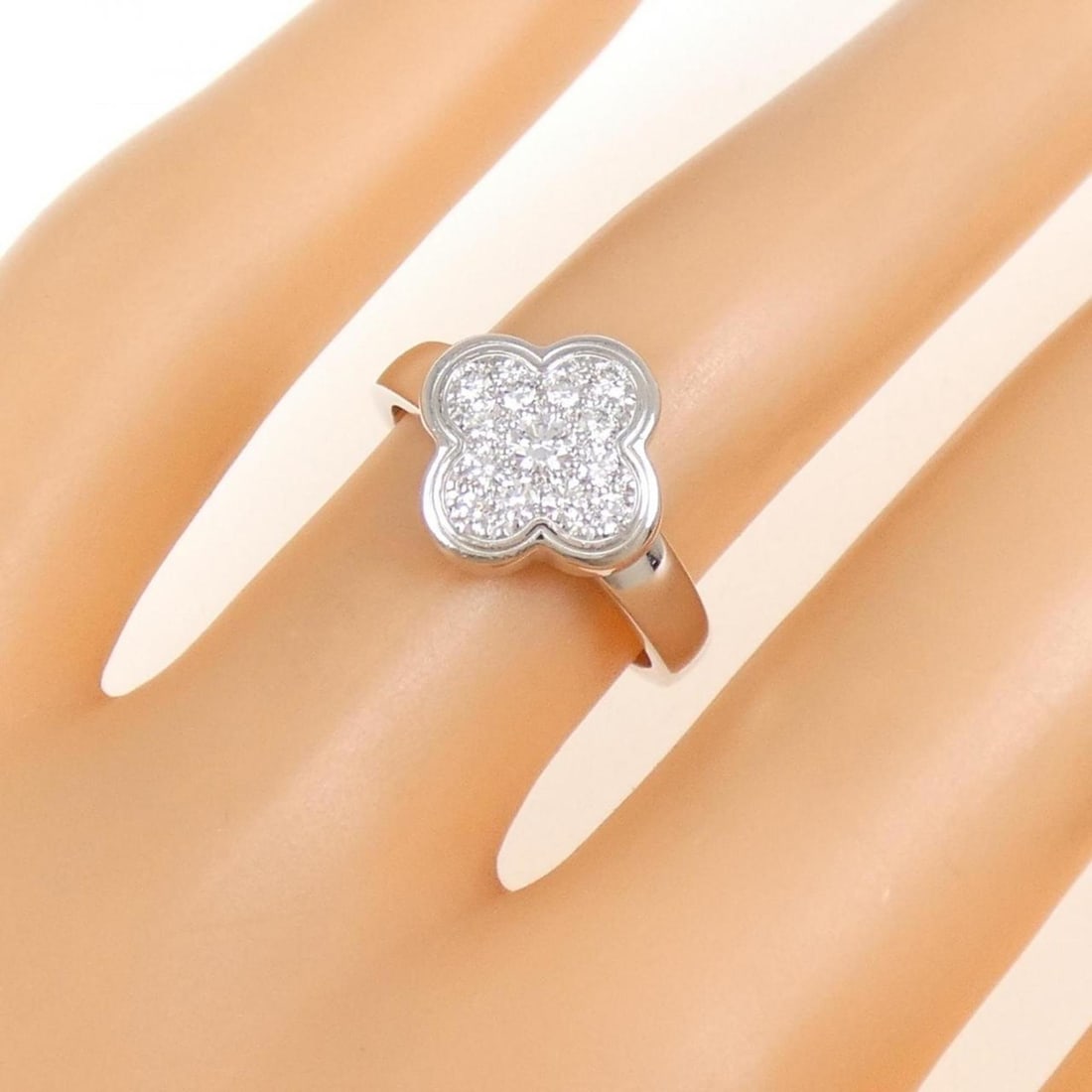 Van Cleef & Arpels Pure Alhambra Ring - 5