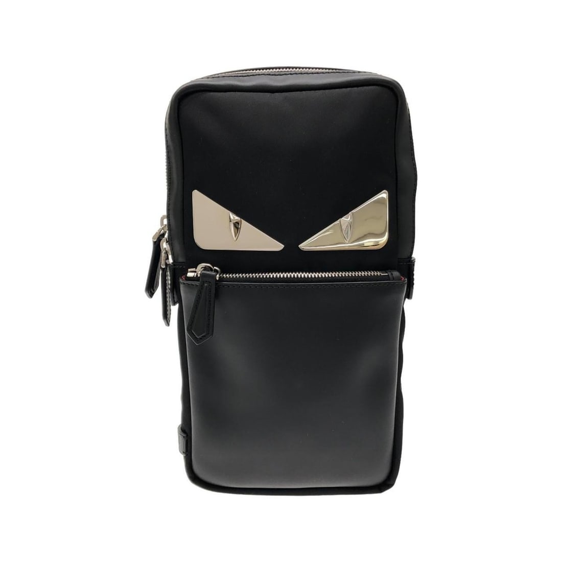 Fendi handbag BUGS 7VZ033 A2FT shoulder bag: --- Catalog ---Category: SizeSize (HxWxD): 29.5cm x 14.5cm x 3cm / 11.61'' x 5.7'' x 1.18''Category: DesignType: Handbag, Shoulder bagColor: BlackGender: WomenMaterial: Leather , Nylon Category: Gener